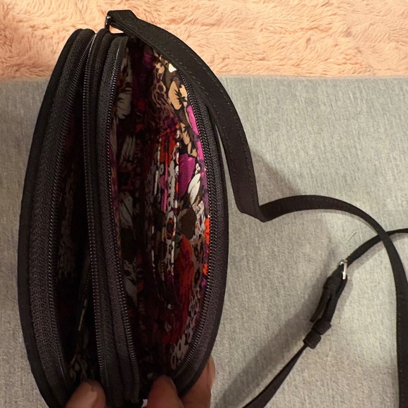 Vera Bradley Crossbody Bag - Picture 8 of 8